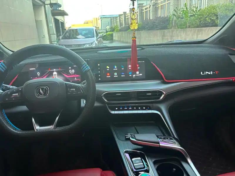 Changan UNI-T 2020 1.5T Premium Edition — миниатюра 5