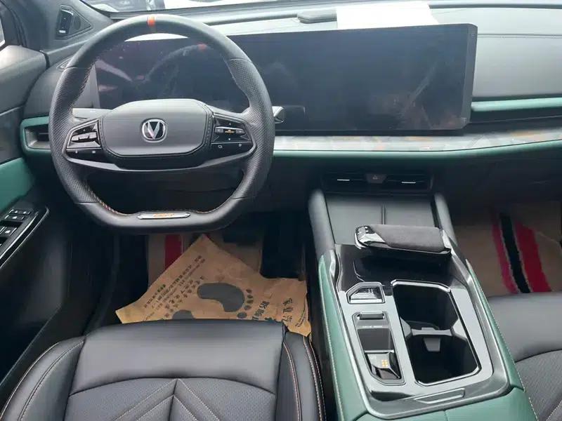 Changan UNI-T 2023 Second Generation 1.5T Sport Premium Edition — миниатюра 14