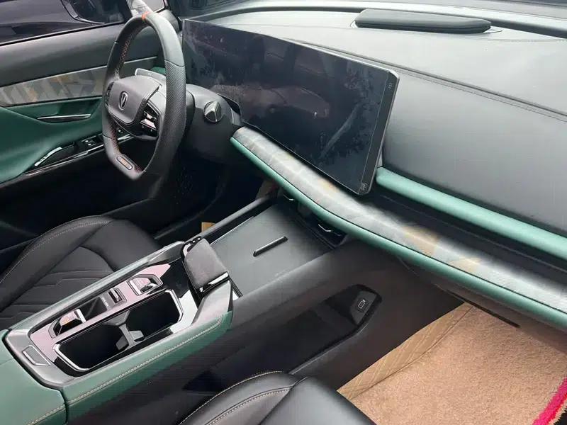 Changan UNI-T 2023 Second Generation 1.5T Sport Premium Edition — миниатюра 18