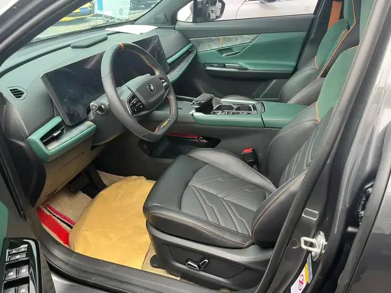 Changan UNI-T 2023 Second Generation 1.5T Sport Premium Edition — миниатюра 19