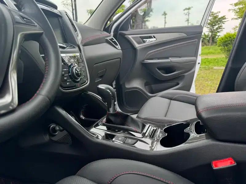 Changan CS75 2017 Fashion Edition 1.5T Automatic Premium Model — миниатюра 17