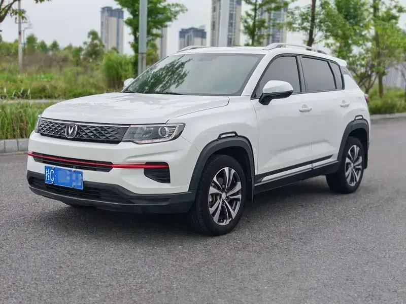 Changan CS35 PLUS 2021 Glory Million Edition 1.6L CVT Deluxe Edition — миниатюра 1