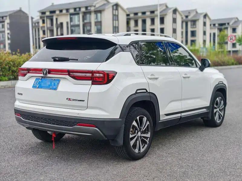 Changan CS35 PLUS 2021 Glory Million Edition 1.6L CVT Deluxe Edition — миниатюра 6