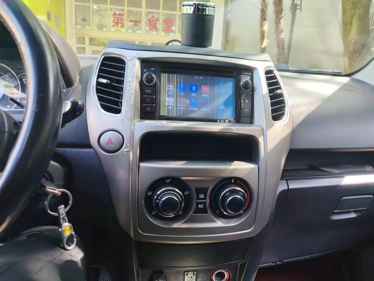 Great Wall M4 2012 1.5L Manual Comfort Version — миниатюра 13