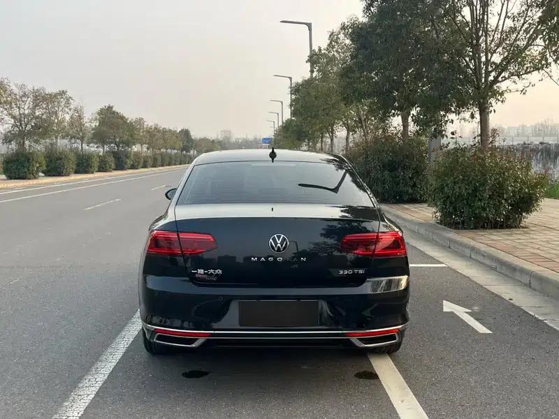 2020 Volkswagen Passat 330TSI DSG Leading Edition — миниатюра 5