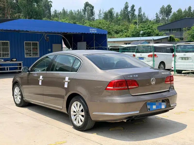 2012 Volkswagen Passat 1.8TSI Luxury — миниатюра 4