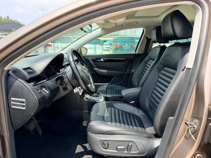 2012 Volkswagen Passat 1.8TSI Luxury — миниатюра 8