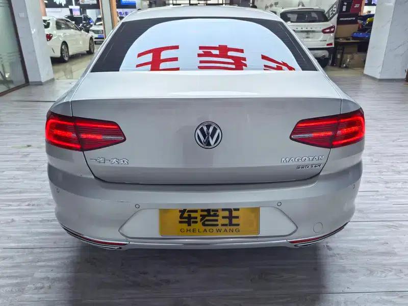 2018 Volkswagen Magotan 330TSI DSG Luxury — миниатюра 5
