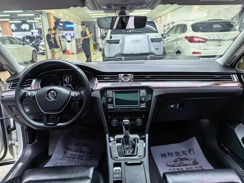 2018 Volkswagen Magotan 330TSI DSG Luxury — миниатюра 7