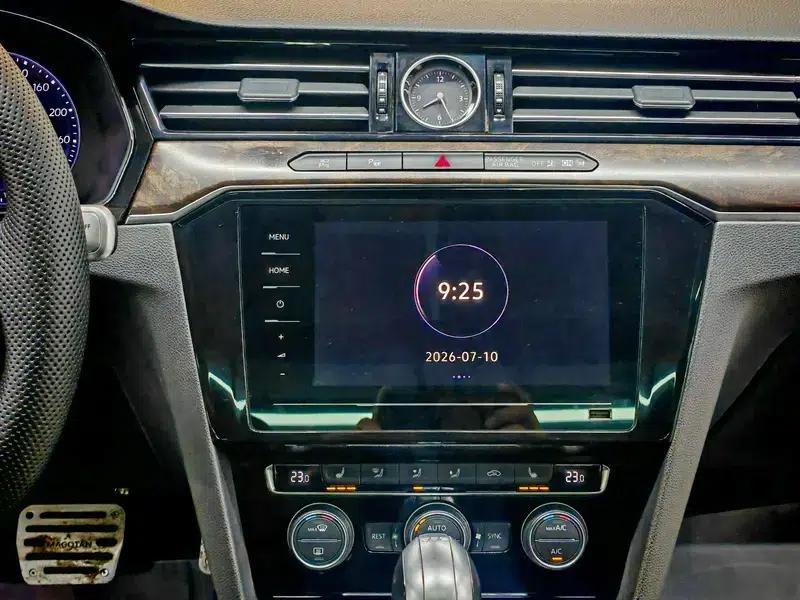 2017 Volkswagen Passat 380TSI DSG Luxury — миниатюра 11