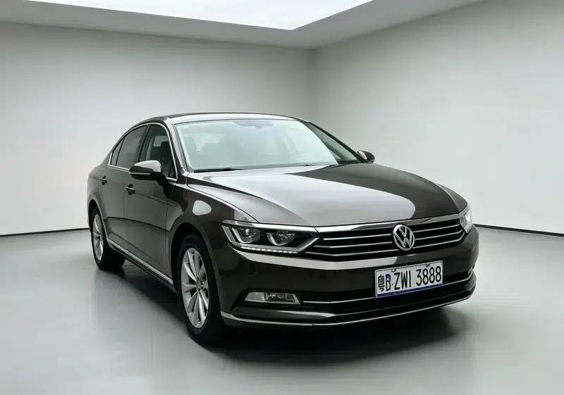 2017 Volkswagen Passat 330TSI DSG Luxury — миниатюра 3