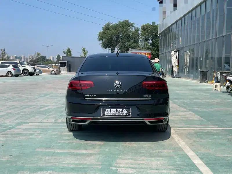 2022 Volkswagen Magotan PHEV Premium Edition — миниатюра 5