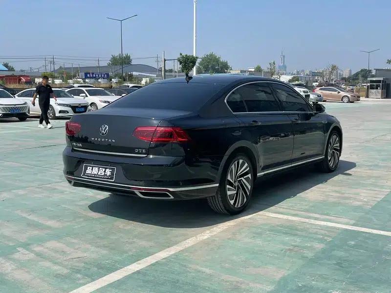 2022 Volkswagen Magotan PHEV Premium Edition — миниатюра 6