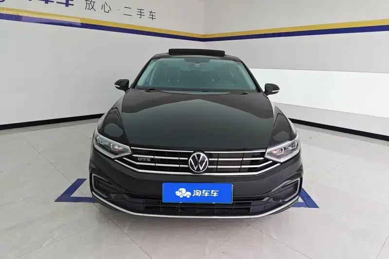 2022 Volkswagen Magotan PHEV Luxury Edition — миниатюра 2