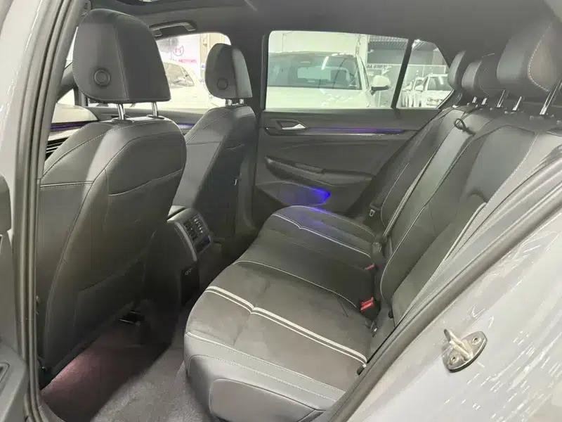 2023 Golf 280TSI DSG R-Line Lite — миниатюра 14