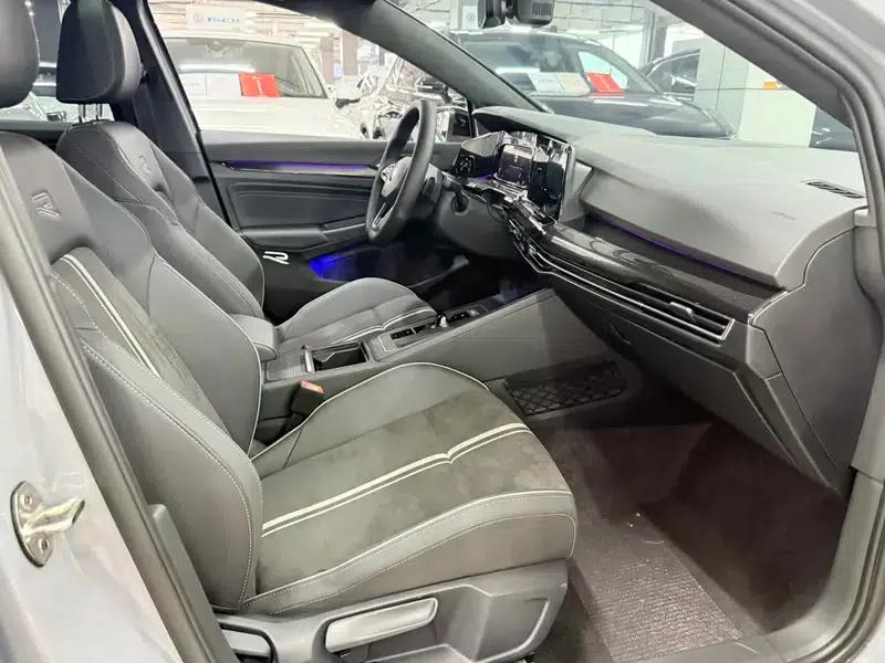 2023 Golf 280TSI DSG R-Line Lite — миниатюра 19