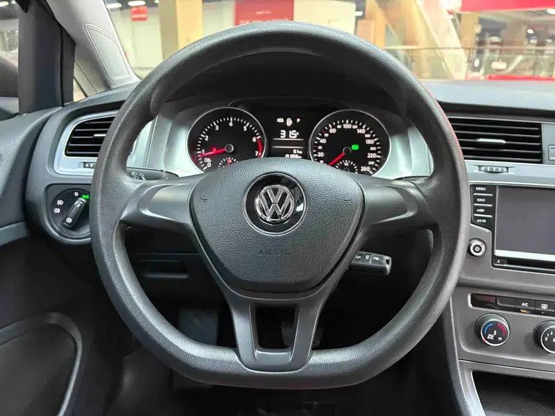 2014 Golf 1.6L Automatic Fashion Edition — миниатюра 28