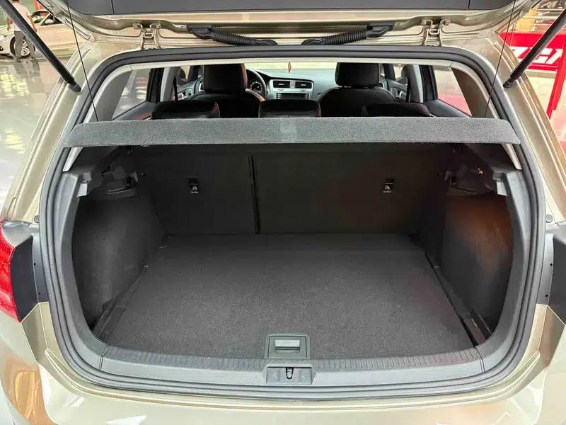 2014 Golf 1.6L Automatic Fashion Edition — миниатюра 40