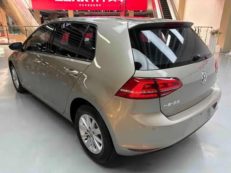 2014 Golf 1.6L Automatic Fashion Edition — миниатюра 5