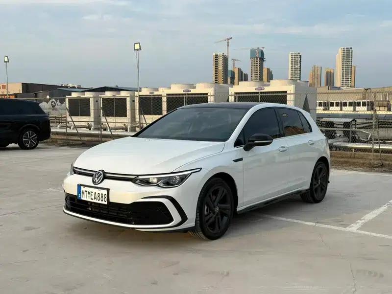 2023 Golf 280TSI DSG R-Line Lite — миниатюра 1