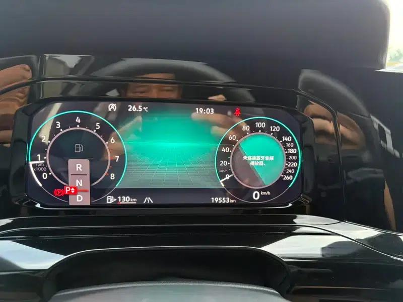 2023 Golf 280TSI DSG R-Line Lite — миниатюра 12