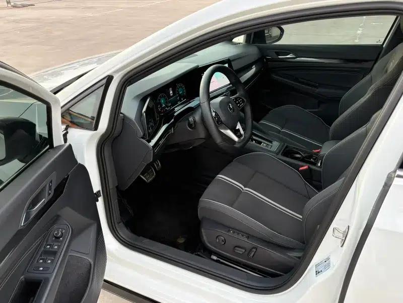 2023 Golf 280TSI DSG R-Line Lite — миниатюра 13