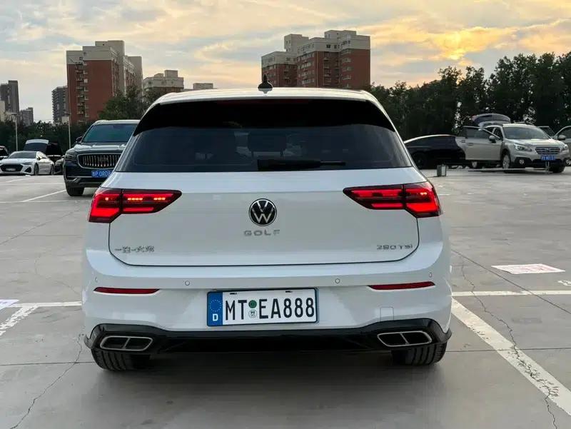 2023 Golf 280TSI DSG R-Line Lite — миниатюра 5