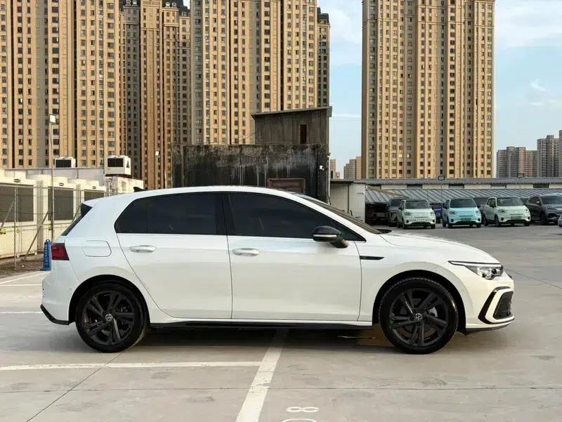 2023 Golf 280TSI DSG R-Line Lite — миниатюра 7