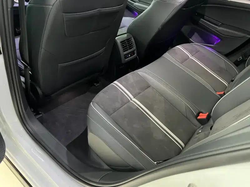 2023 Golf Facelift 280TSI DSG R-Line — миниатюра 17