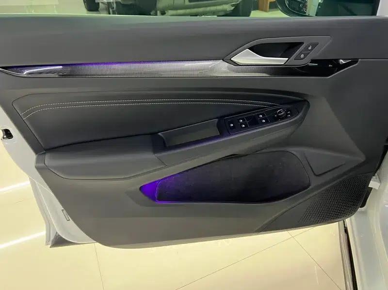 2023 Golf Facelift 280TSI DSG R-Line — миниатюра 18