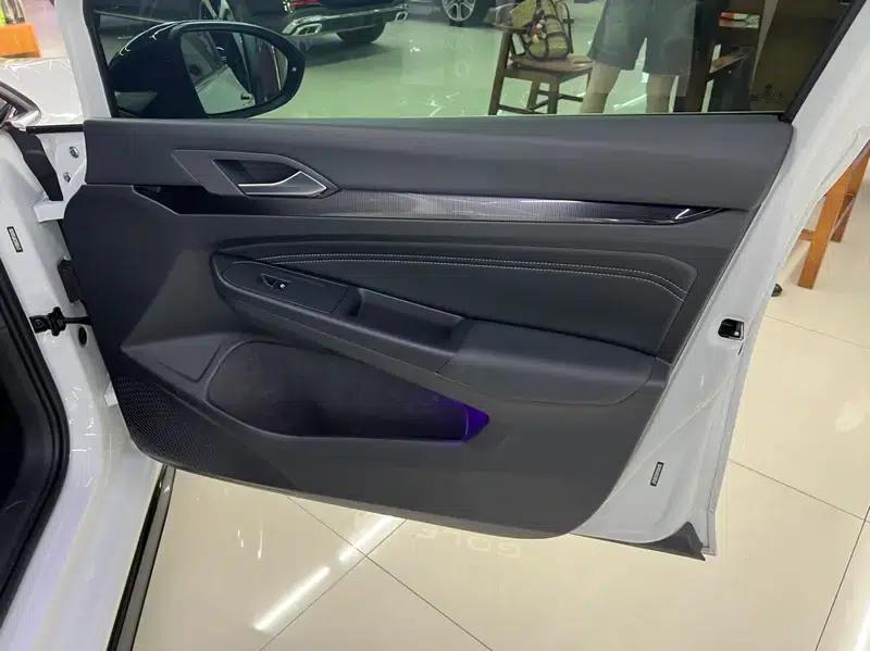 2023 Golf Facelift 280TSI DSG R-Line — миниатюра 7