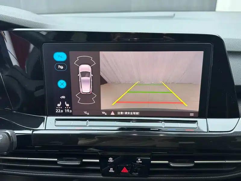 2022 Golf 280TSI DSG R-Line — миниатюра 8
