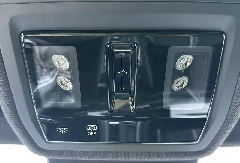 2022 Golf 280TSI DSG R-Line — миниатюра 10