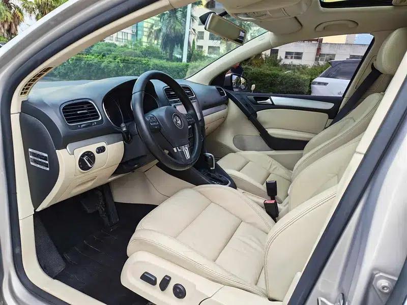 2012 Golf 1.4TSI Automatic Luxury — миниатюра 12