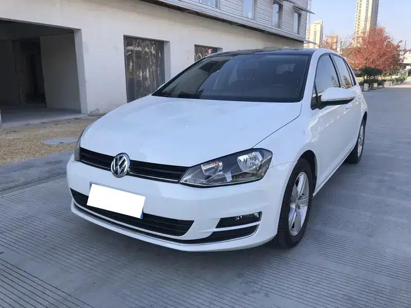 2014 Golf 1.6L Automatic Comfort — миниатюра 1