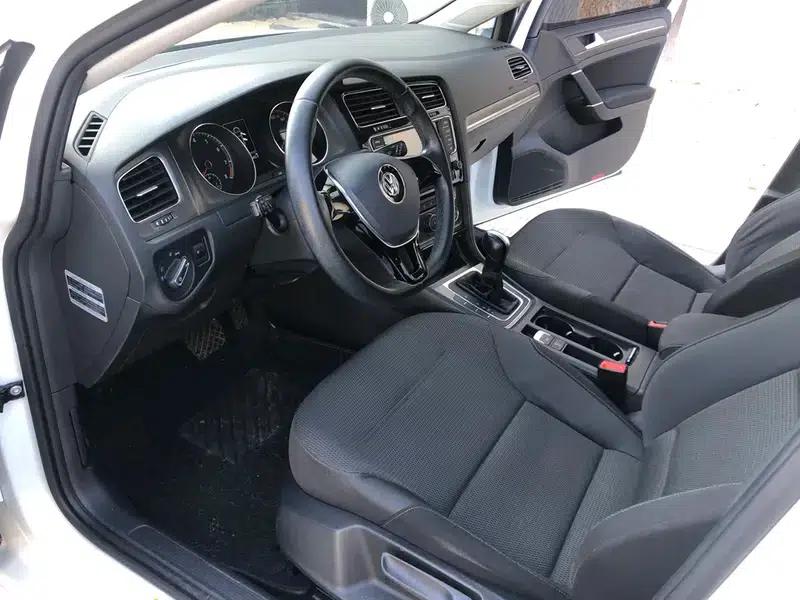 2014 Golf 1.6L Automatic Comfort — миниатюра 11