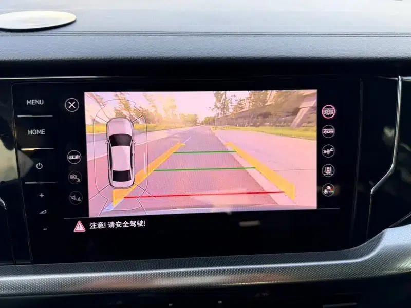 2022 Passat 330TSI Luxury Edition — миниатюра 17