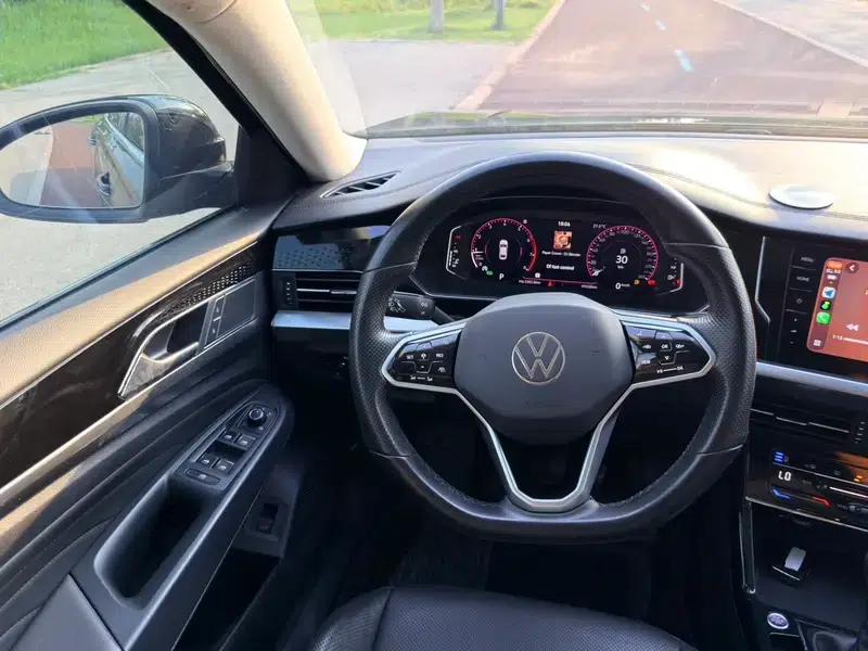 2022 Passat 330TSI Luxury Edition — миниатюра 23