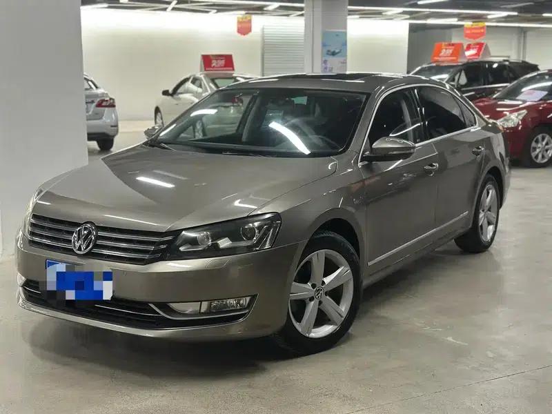 2011 Passat 1.8TSI DSG Premium Edition — миниатюра 1