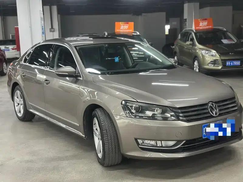 2011 Passat 1.8TSI DSG Premium Edition — миниатюра 2