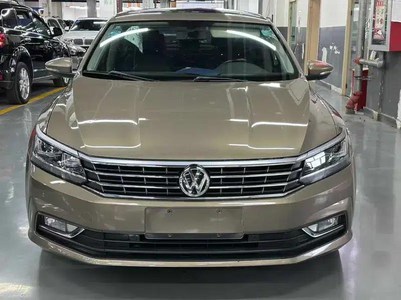 2016 Passat 330TSI DSG Royal Edition — миниатюра 2