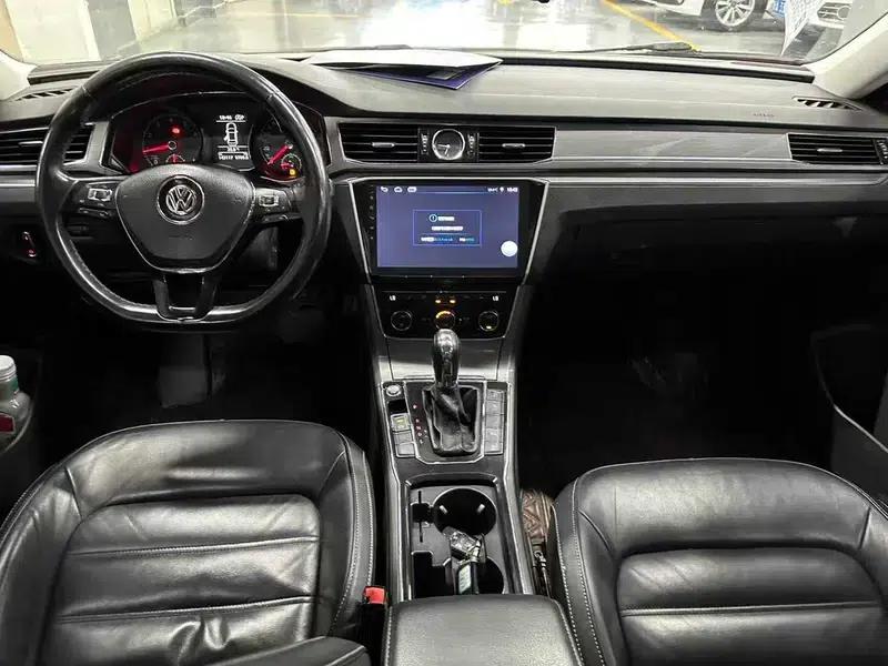 2016 Passat 330TSI DSG Royal Edition — миниатюра 7