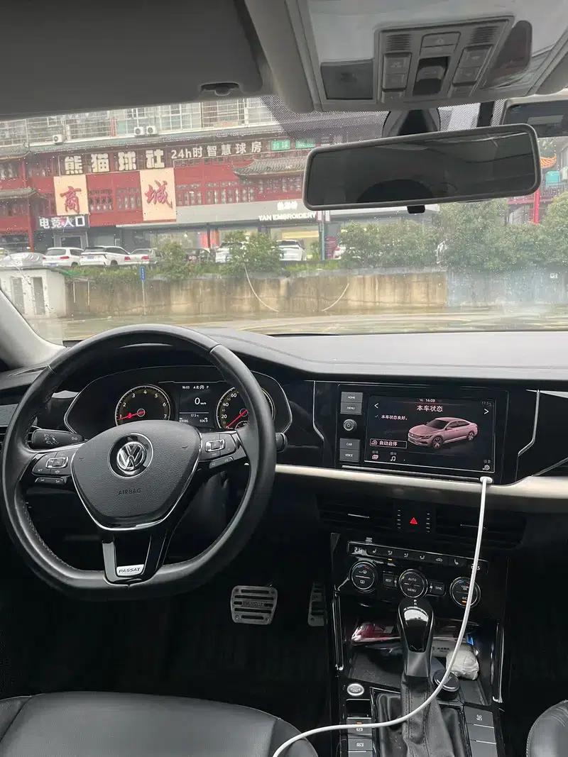 2019 Passat 330TSI Premium Edition (China VI Emission Standard) — миниатюра 8