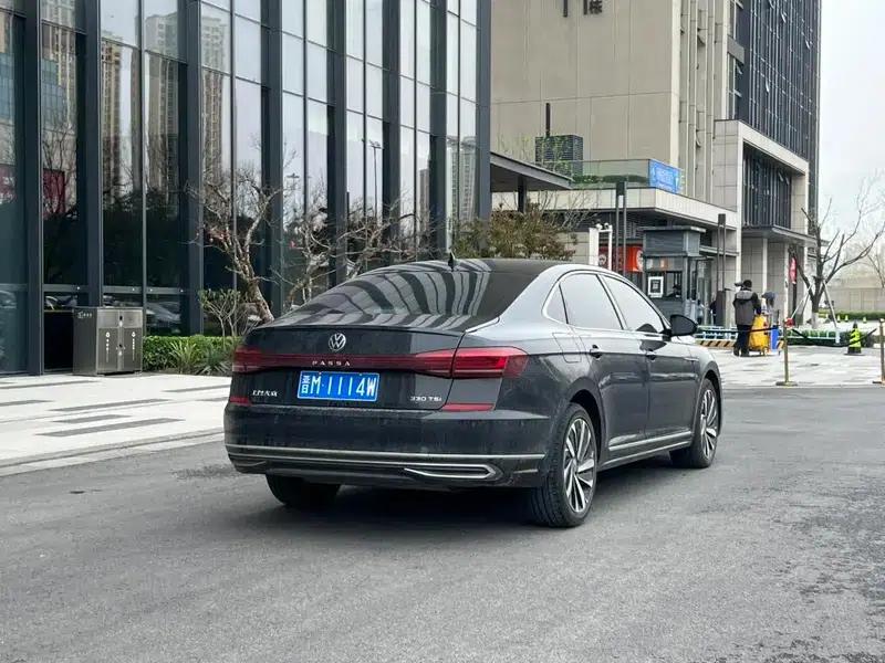 2022 Volkswagen Passat 330TSI Starry Sky Elite Edition — миниатюра 6