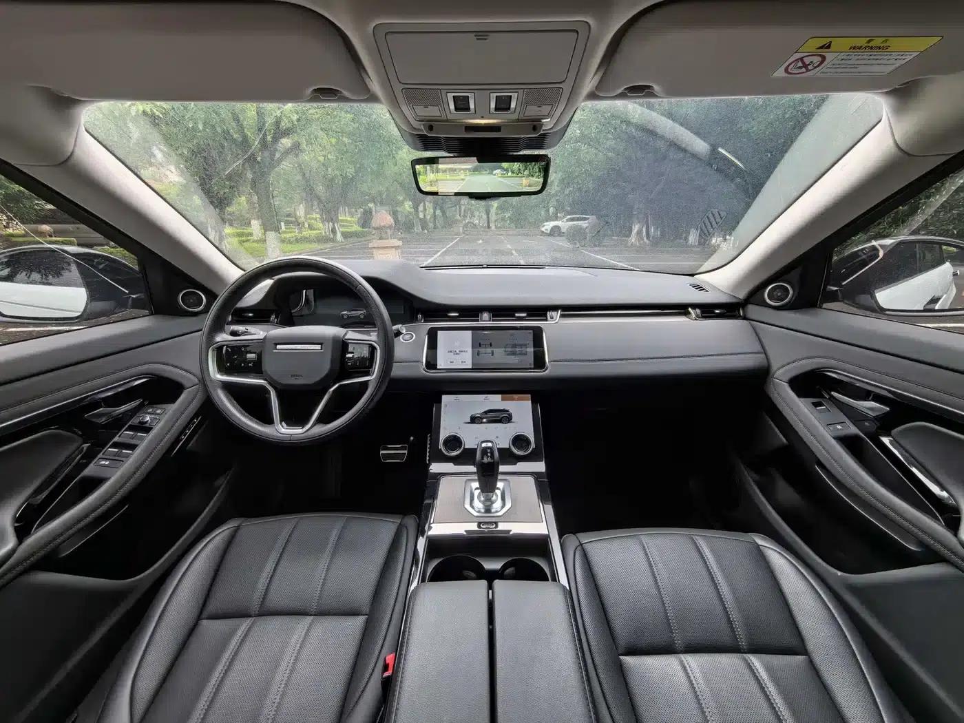 Range Rover Evoque 2023 Model, Evoque L 249PS Luxury Edition — миниатюра 4