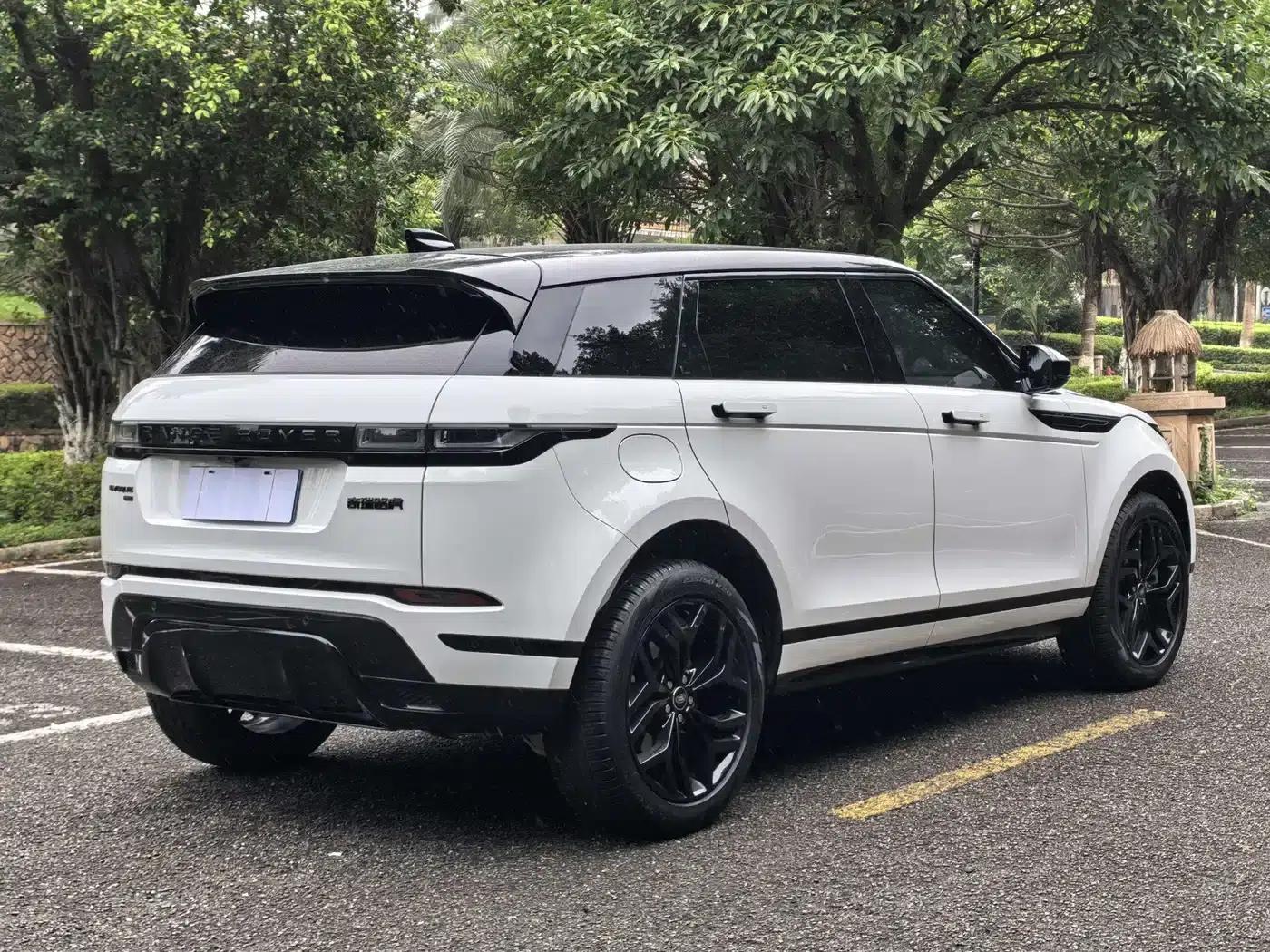 Range Rover Evoque 2023 Model, Evoque L 249PS Luxury Edition — миниатюра 7