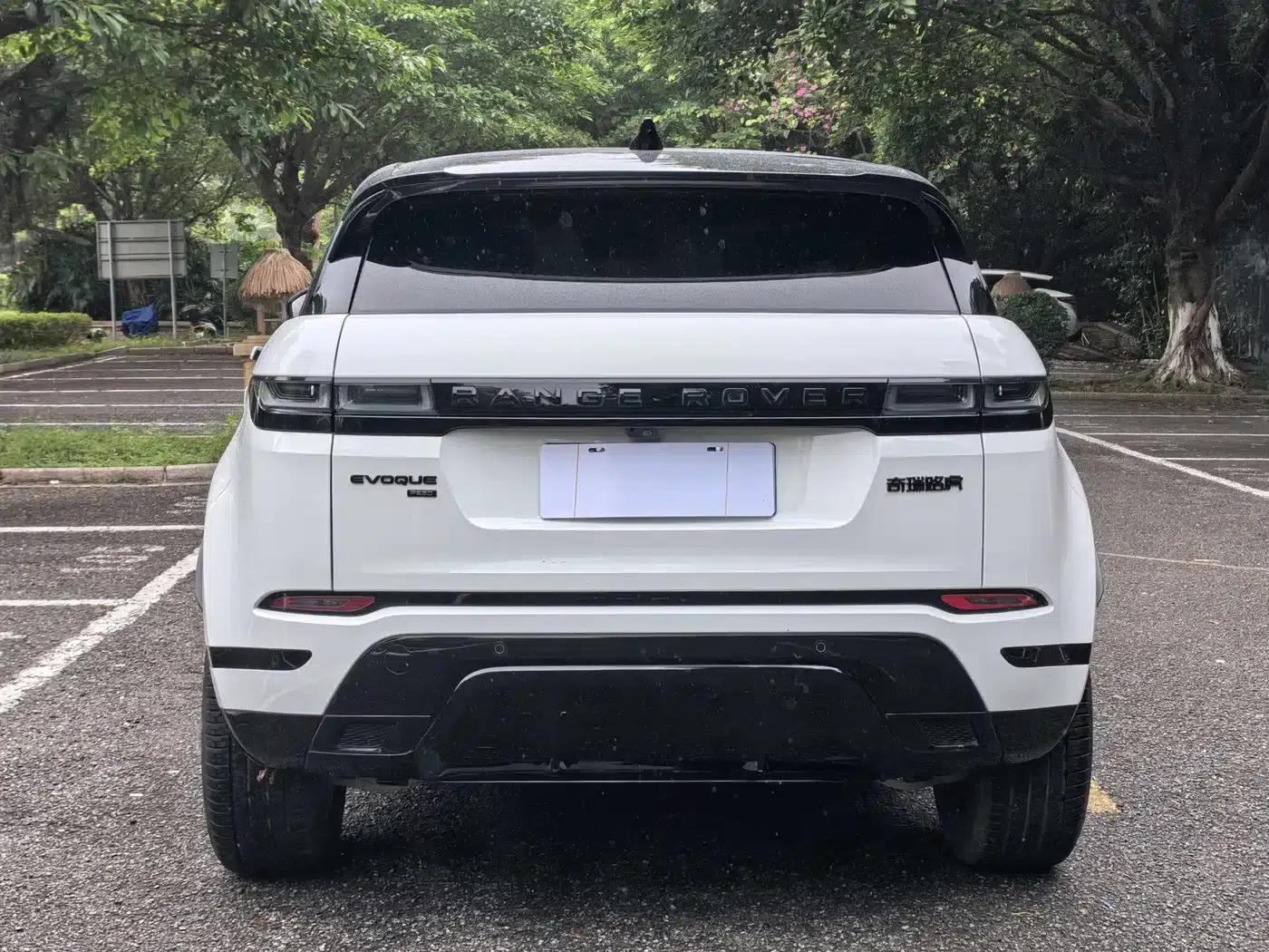 Range Rover Evoque 2023 Model, Evoque L 249PS Luxury Edition — миниатюра 8