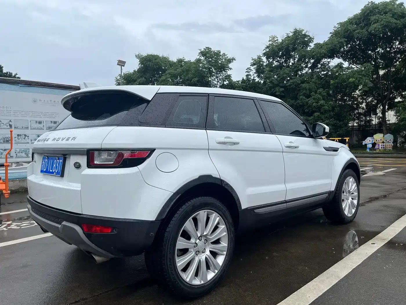 Range Rover Evoque 2018 240PS SE Smart Edition — миниатюра 5