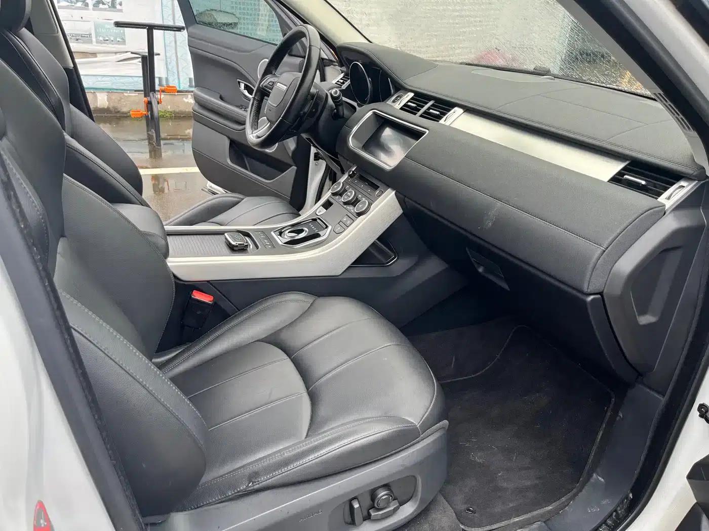 Range Rover Evoque 2018 240PS SE Smart Edition — миниатюра 8