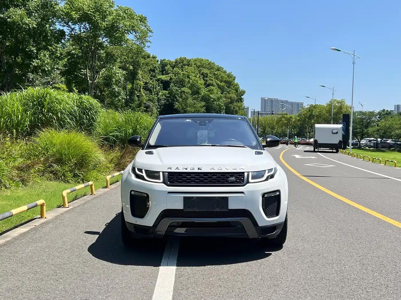 Range Rover Evoque 2018 240PS HSE Dynamic Edition — миниатюра 2